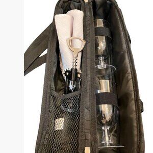 Picnic at Ascot Sunset Wine Carrier with Glasses  Napkins  Winged Corkscrew  EUC